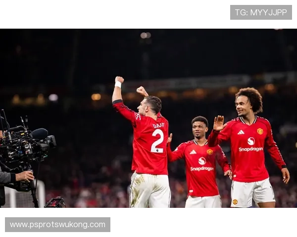 曼联近期表现回暖，但体系僵局问题持续加剧，对争冠形势产生影响